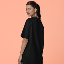 Load image into Gallery viewer, SOLID: BLACK OVERSIZED T-SHIRT