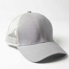 Load image into Gallery viewer, PLAIN TRUCKER CAP